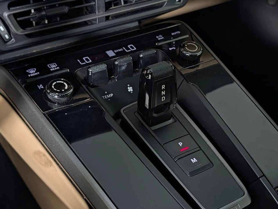 2023 Porsche 992 Carrera - Image 31 of 31