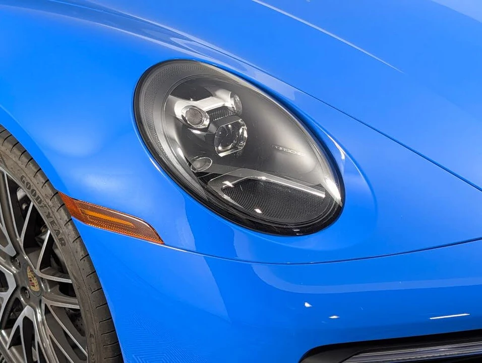 2023 Porsche 992 Carrera - Image 15 of 31