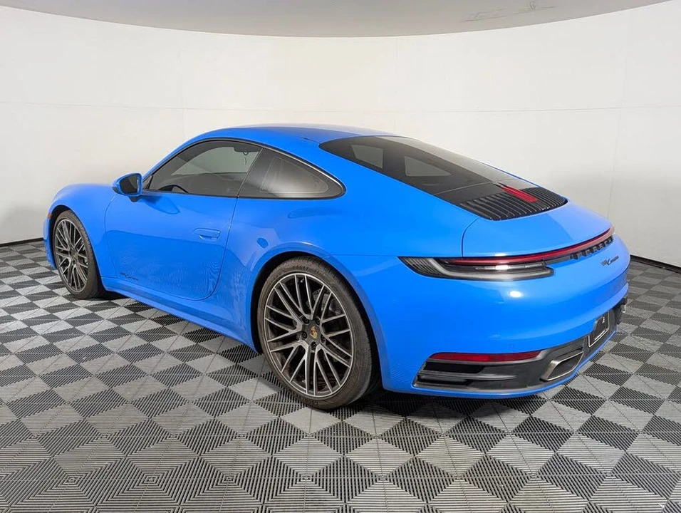 2023 Porsche 992 Carrera - Image 3 of 31