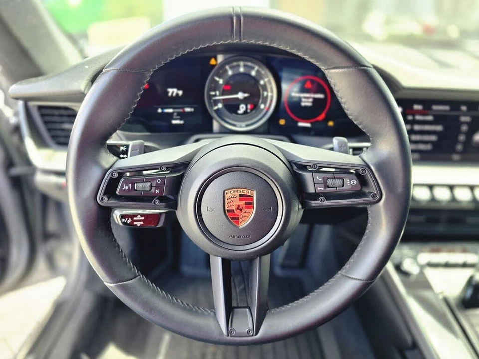 2023 Porsche 992 Carrera - Image 14 of 28