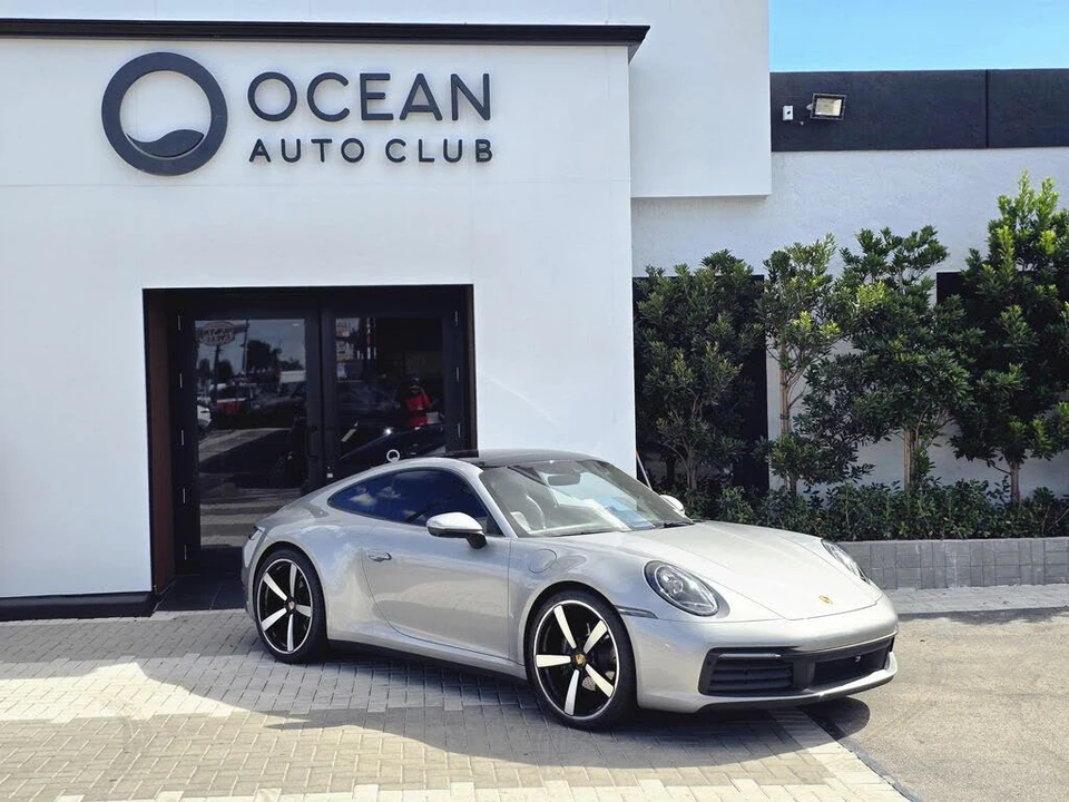 2023 Porsche 992 Carrera - Image 2 of 28