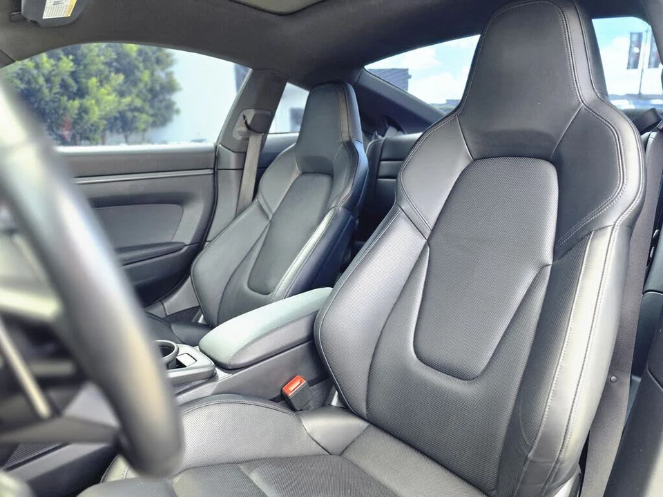 2023 Porsche 992 Carrera - Image 12 of 28