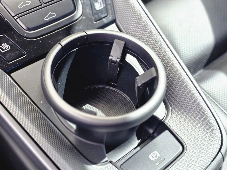 2023 Porsche 992 Carrera - Image 22 of 28