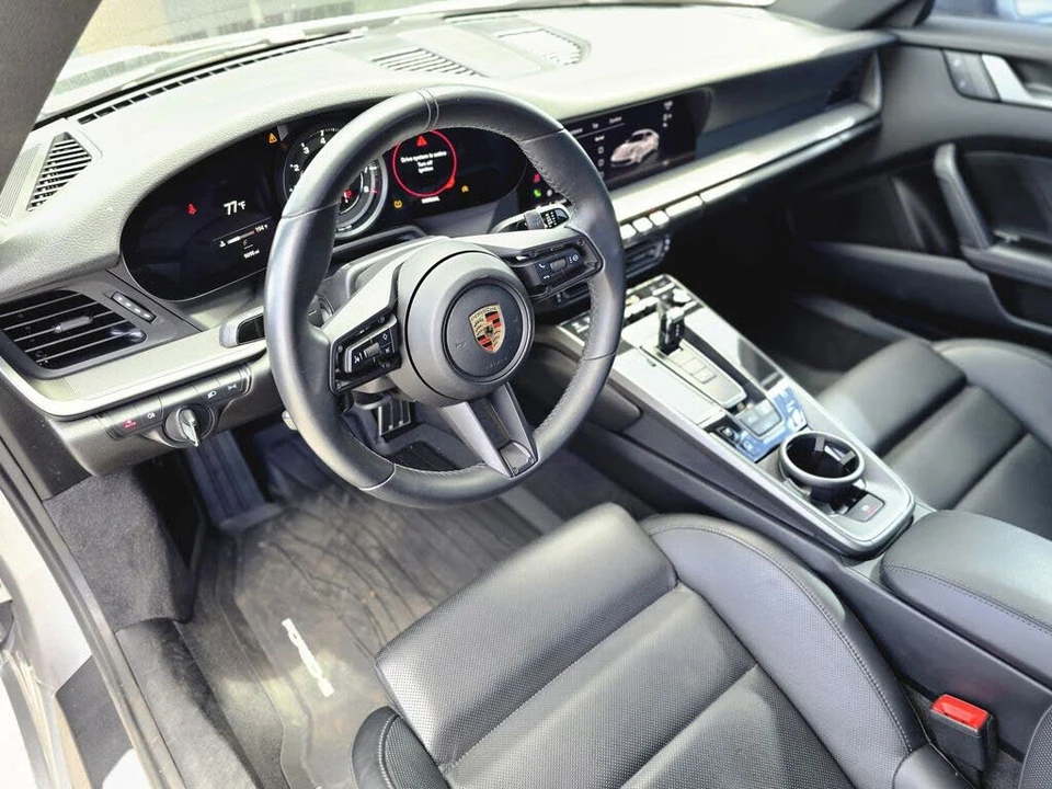 2023 Porsche 992 Carrera - Image 11 of 28