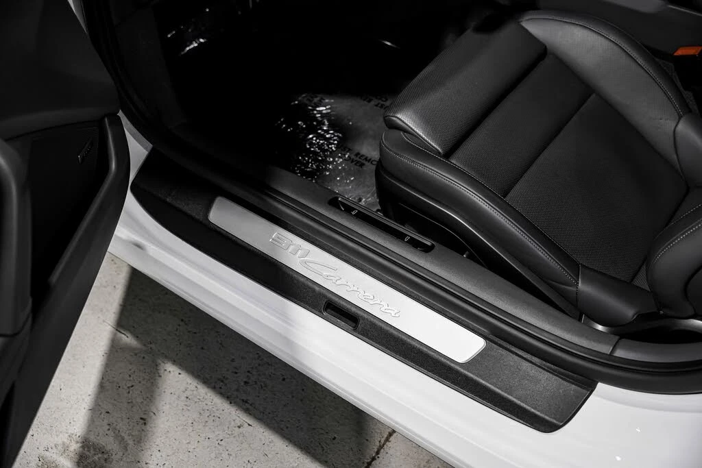 2023 Porsche 992 Carrera - Image 26 of 31