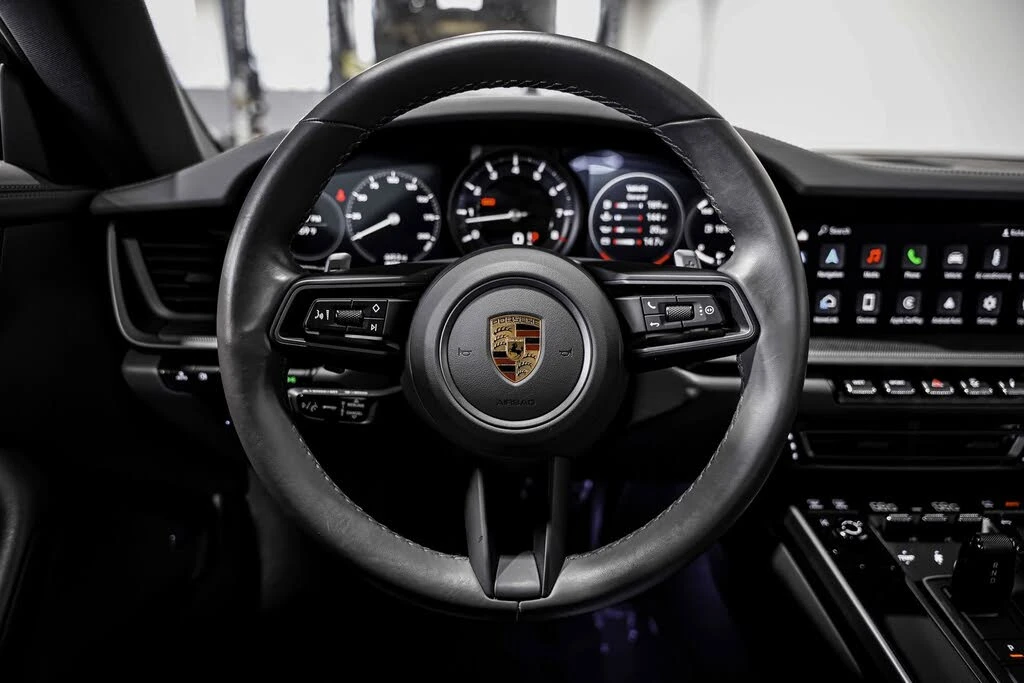 2023 Porsche 992 Carrera - Image 10 of 31