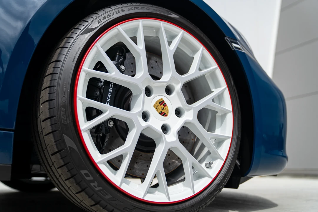 2023 Porsche 992 Carrera GTS - Image 14 of 31