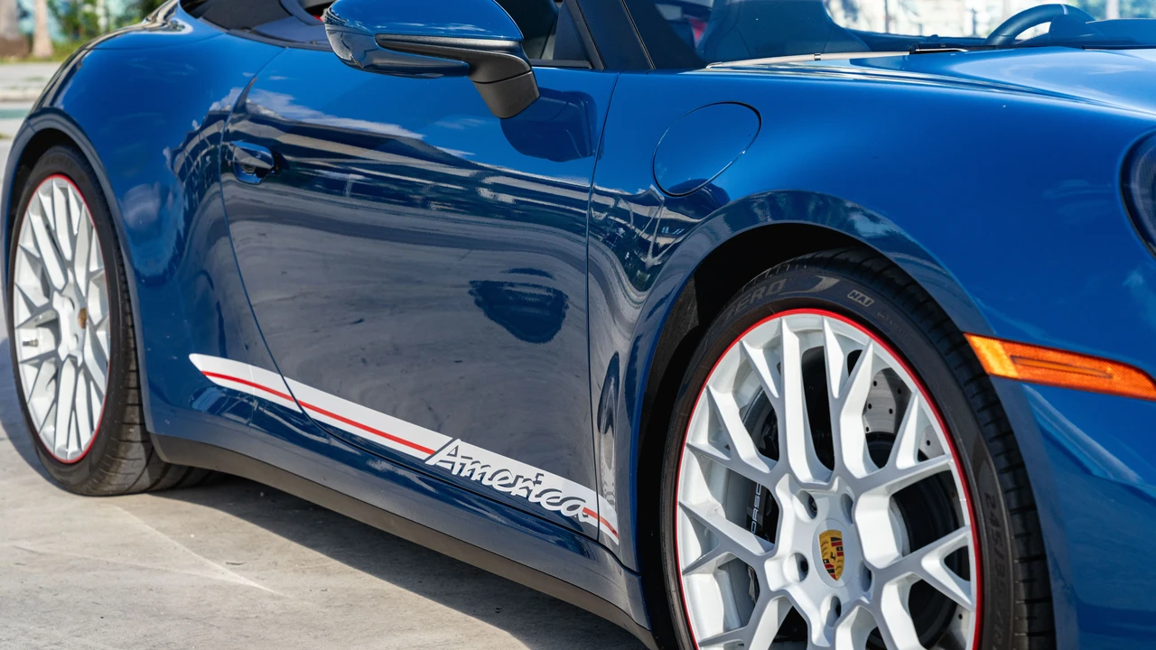 2023 Porsche 992 Carrera GTS - Image 30 of 31