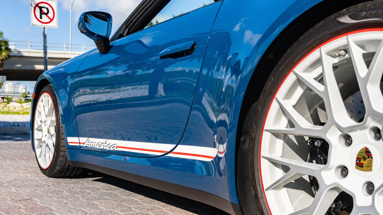2023 Porsche 992 Carrera GTS - Image 20 of 31