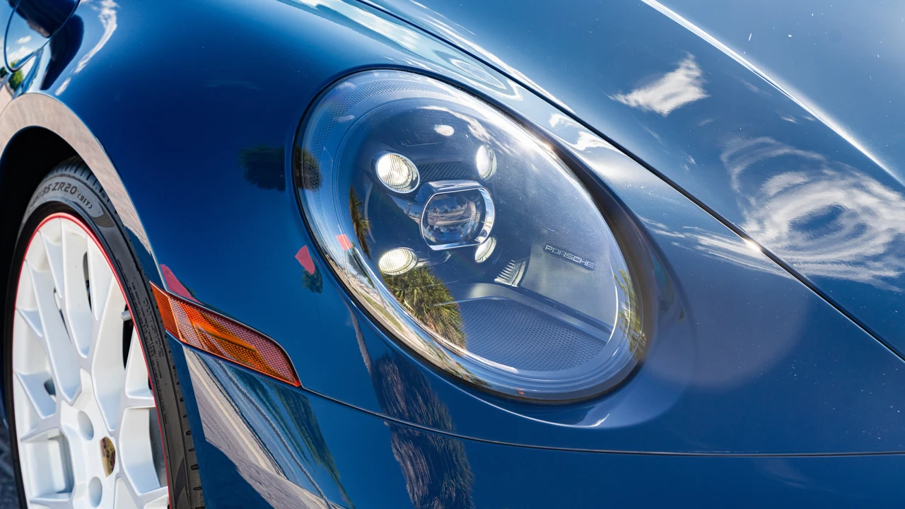 2023 Porsche 992 Carrera GTS - Image 18 of 31