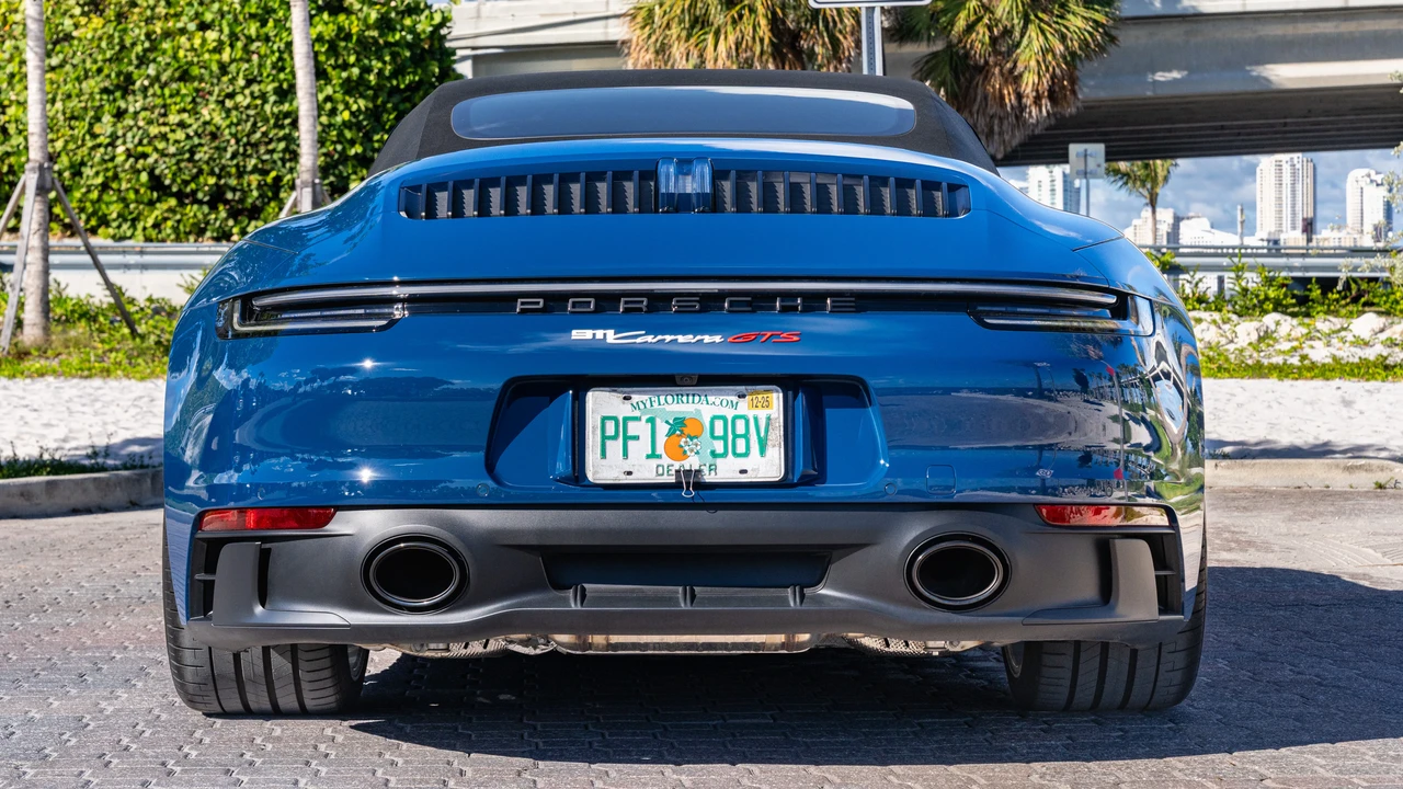 2023 Porsche 992 Carrera GTS - Image 14 of 31
