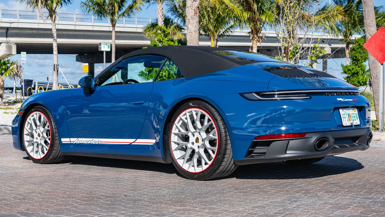 2023 Porsche 992 Carrera GTS - Image 15 of 31