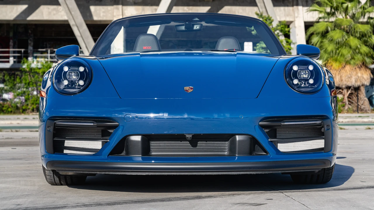 2023 Porsche 992 Carrera GTS - Image 2 of 31