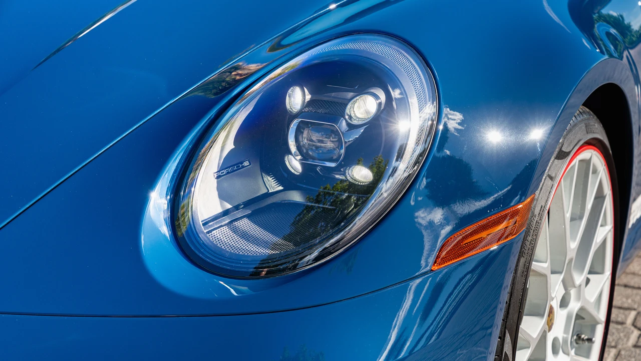 2023 Porsche 992 Carrera GTS - Image 19 of 31