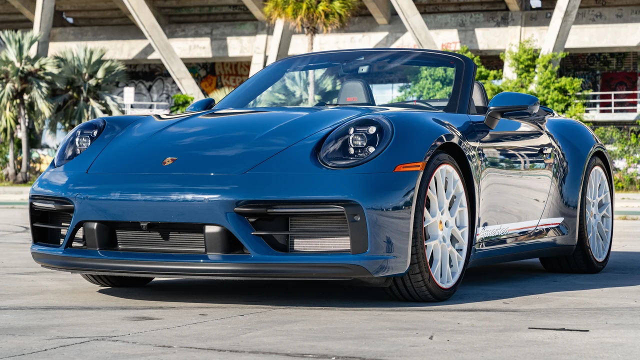 2023 Porsche 992 Carrera GTS - Image 9 of 31