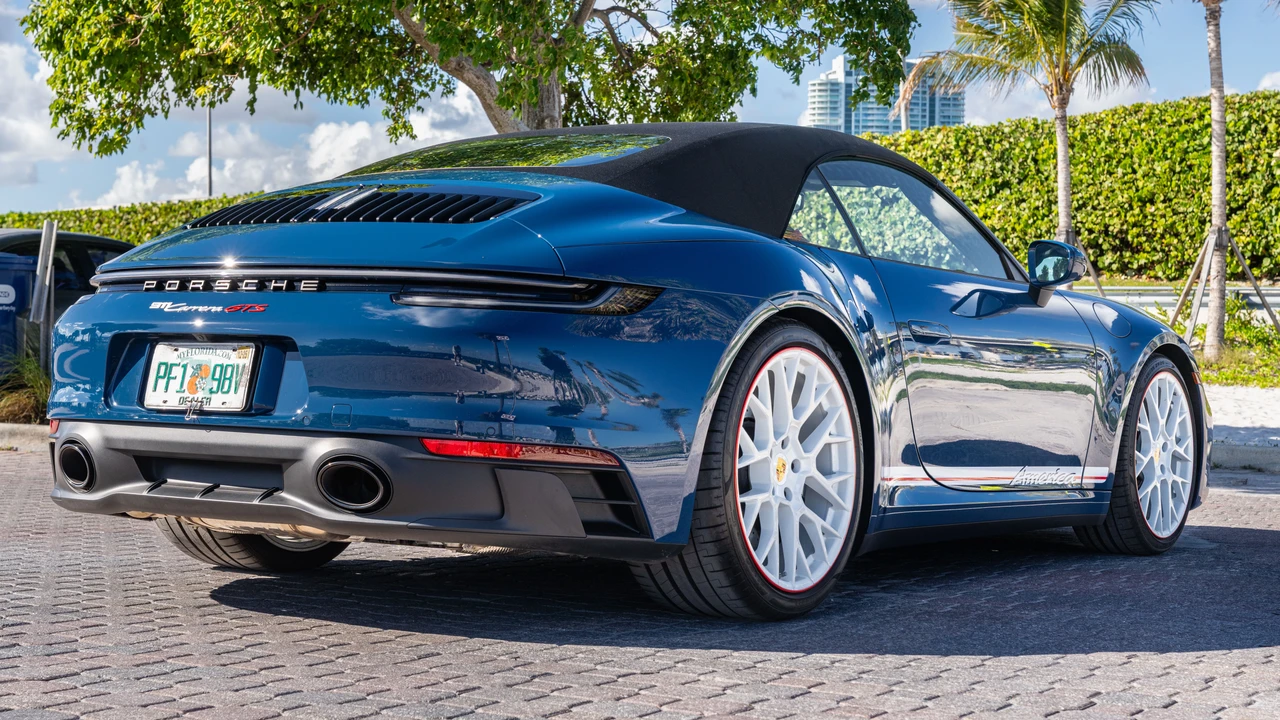 2023 Porsche 992 Carrera GTS - Image 13 of 31