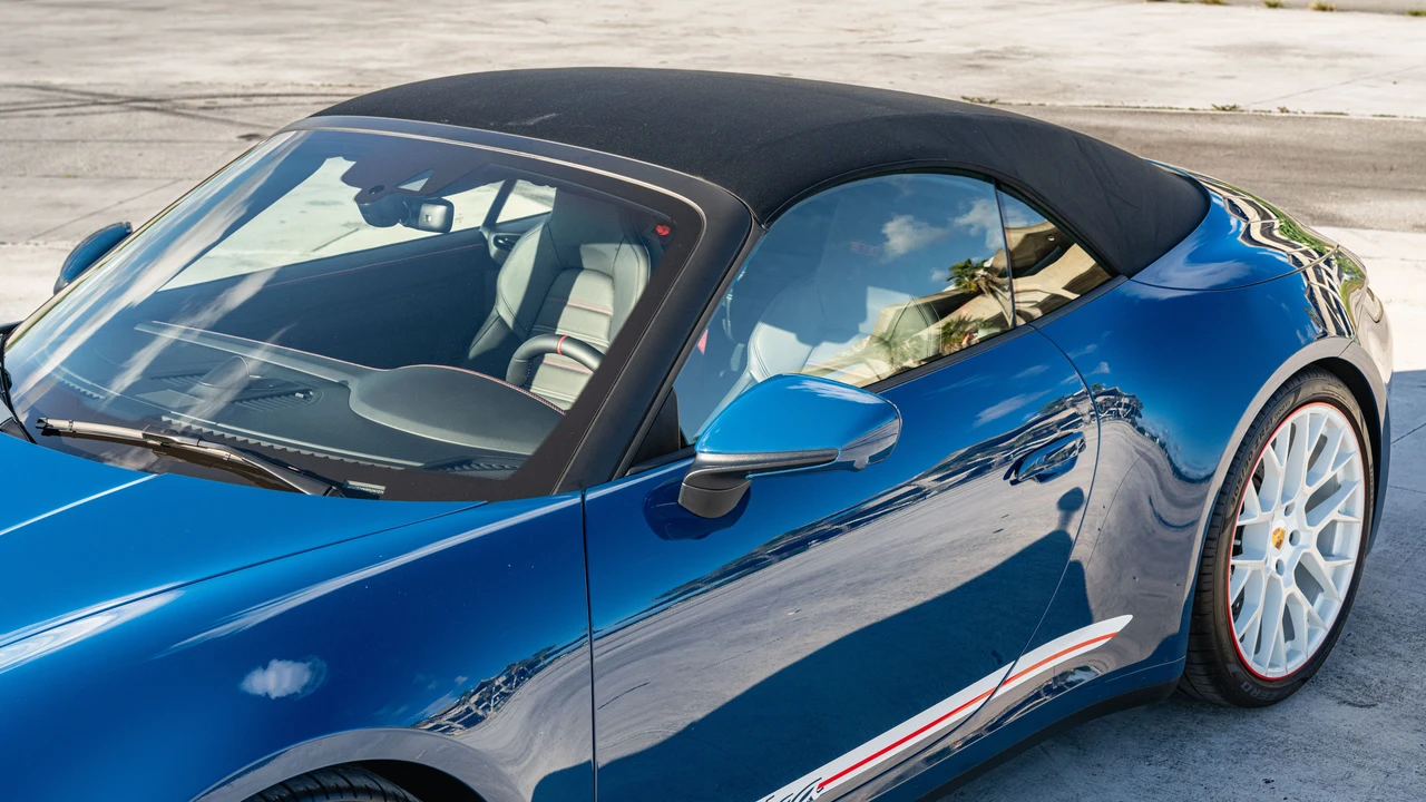 2023 Porsche 992 Carrera GTS - Image 26 of 31