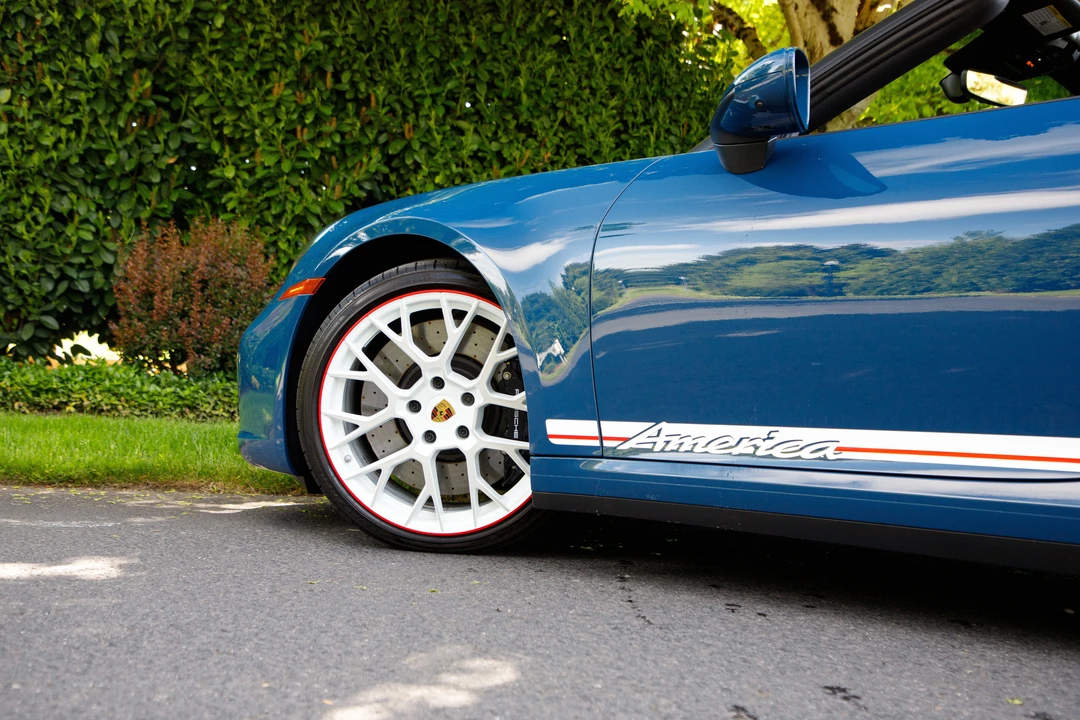 2023 Porsche 992 Carrera GTS - Image 16 of 31