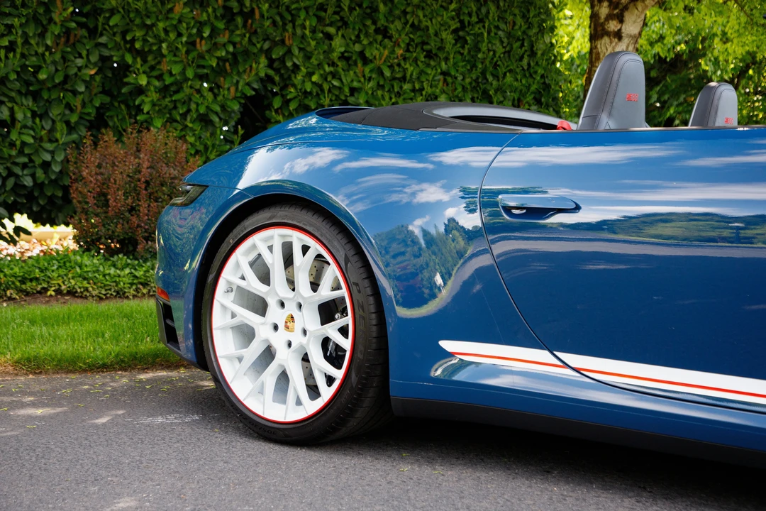 2023 Porsche 992 Carrera GTS - Image 14 of 31