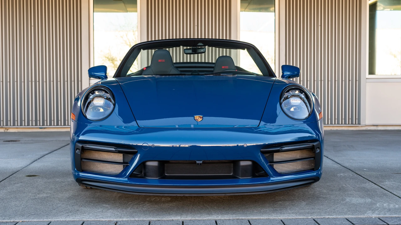 2023 Porsche 992 Carrera GTS - Image 3 of 31