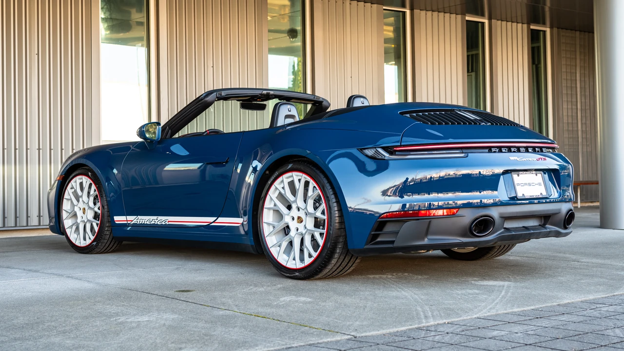 2023 Porsche 992 Carrera GTS - Image 8 of 31