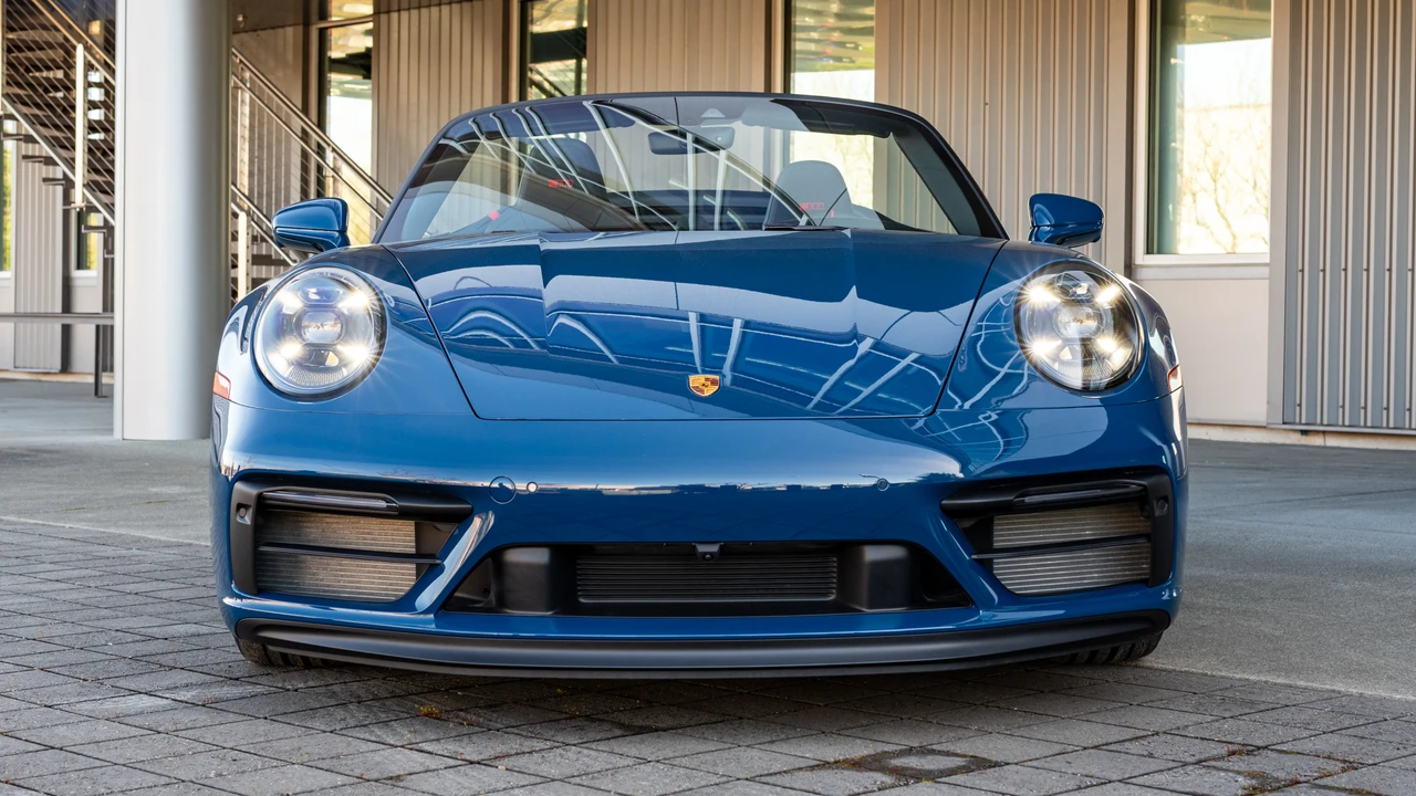 2023 Porsche 992 Carrera GTS - Image 22 of 31