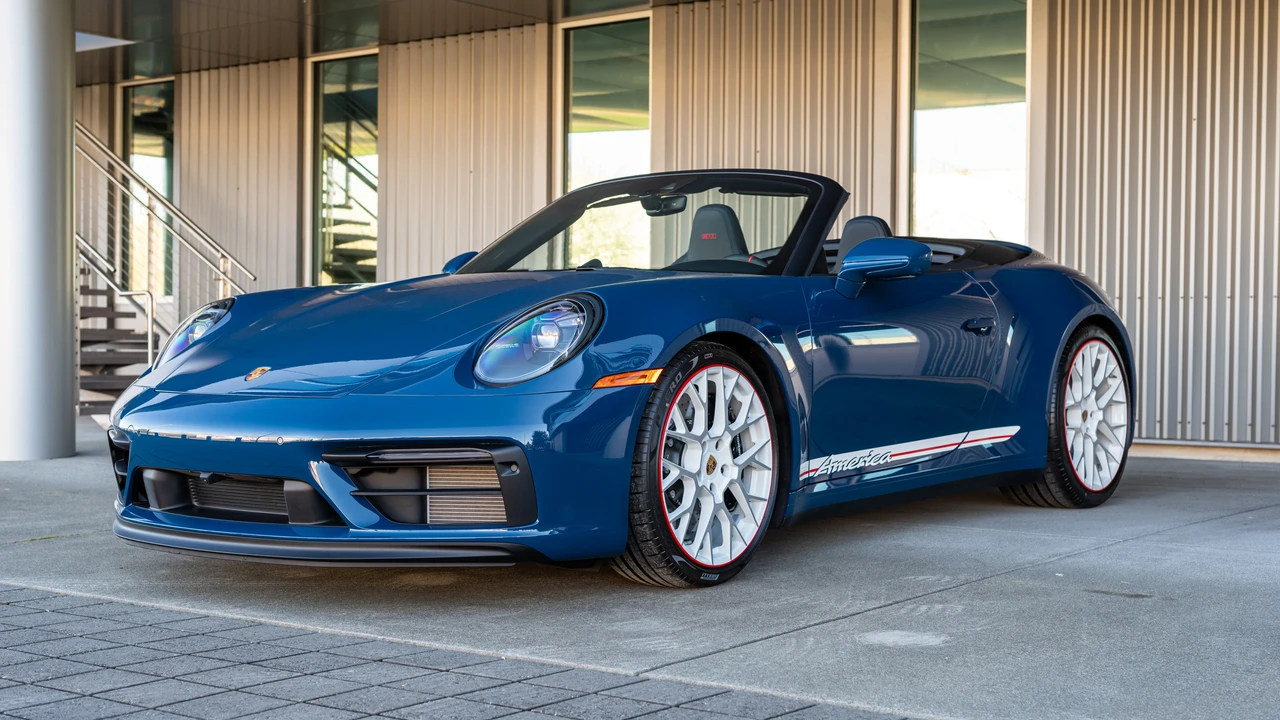2023 Porsche 992 Carrera GTS - Image 2 of 31
