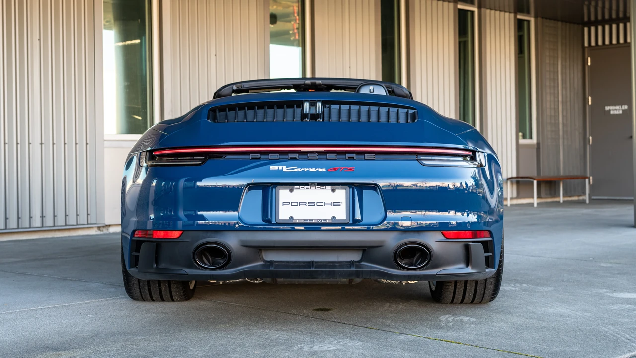 2023 Porsche 992 Carrera GTS - Image 7 of 31