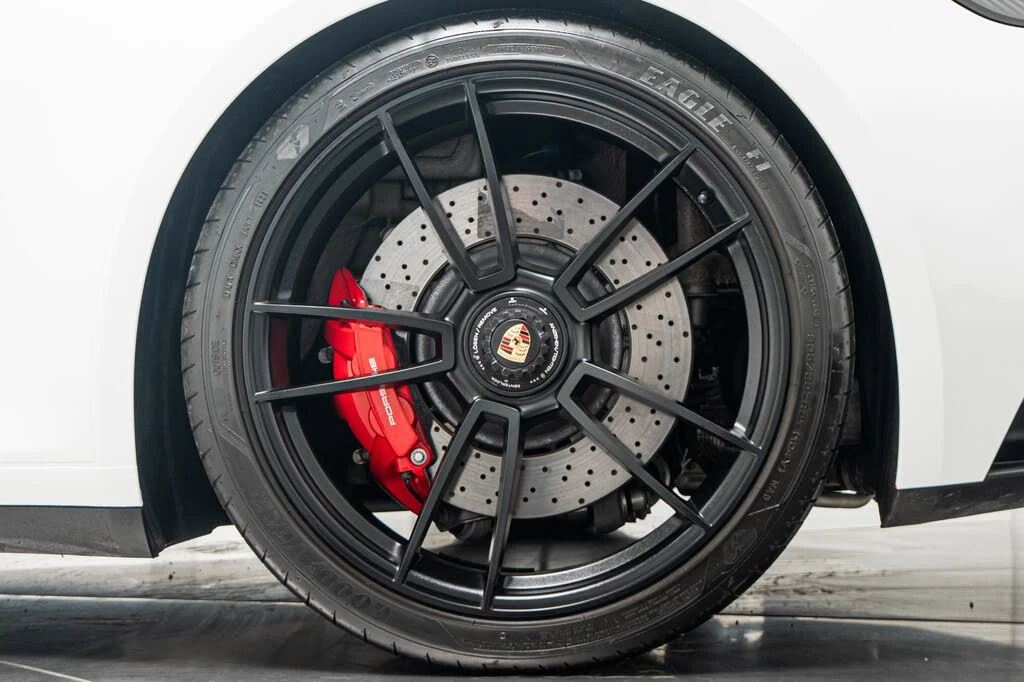 2023 Porsche 992 Carrera GTS - Image 11 of 31