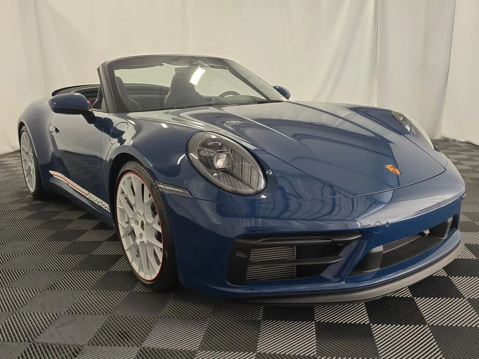 2023 Porsche 992 Carrera GTS - Image 9 of 31