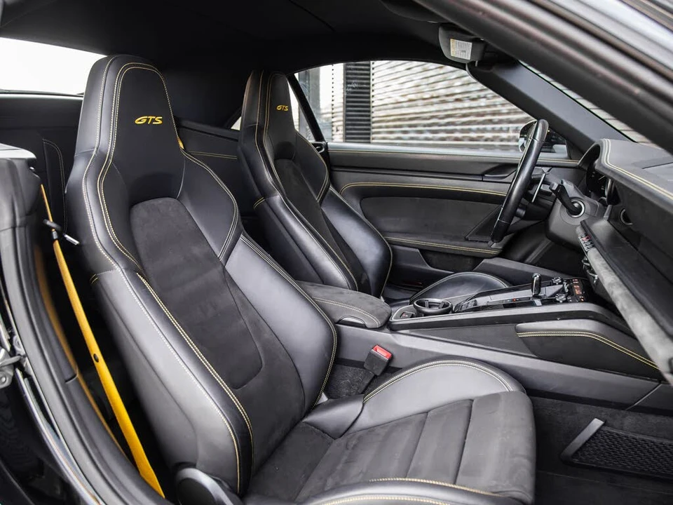 2023 Porsche 992 Carrera GTS - Image 15 of 18