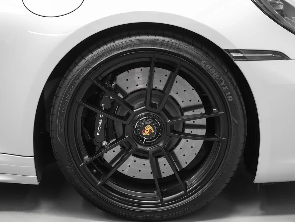 2023 Porsche 992 Carrera GTS - Image 18 of 31