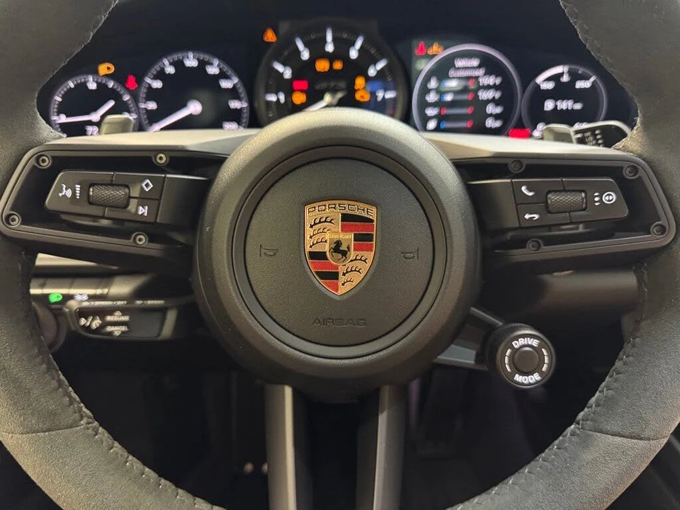 2023 Porsche 992 Carrera GTS - Image 16 of 31