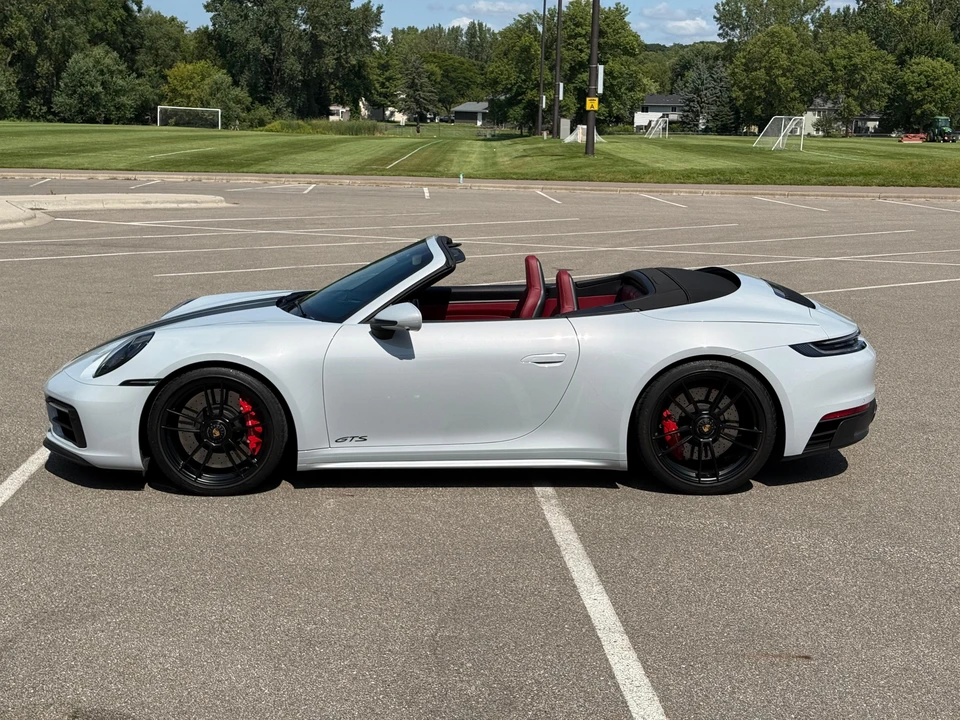 2023 Porsche 992 Carrera GTS - Image 11 of 31