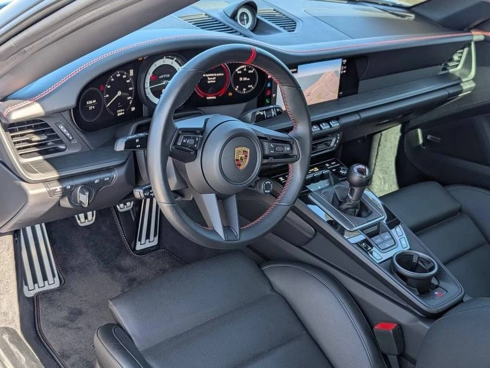 2023 Porsche 992 Carrera GTS - Image 4 of 5