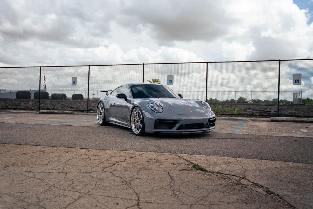 2023 Porsche 992 Carrera GTS - Image 11 of 31