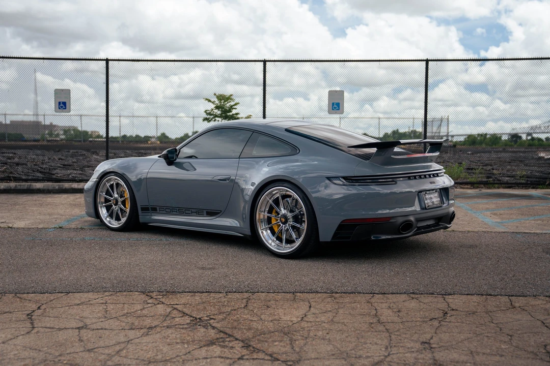 2023 Porsche 992 Carrera GTS - Image 26 of 31