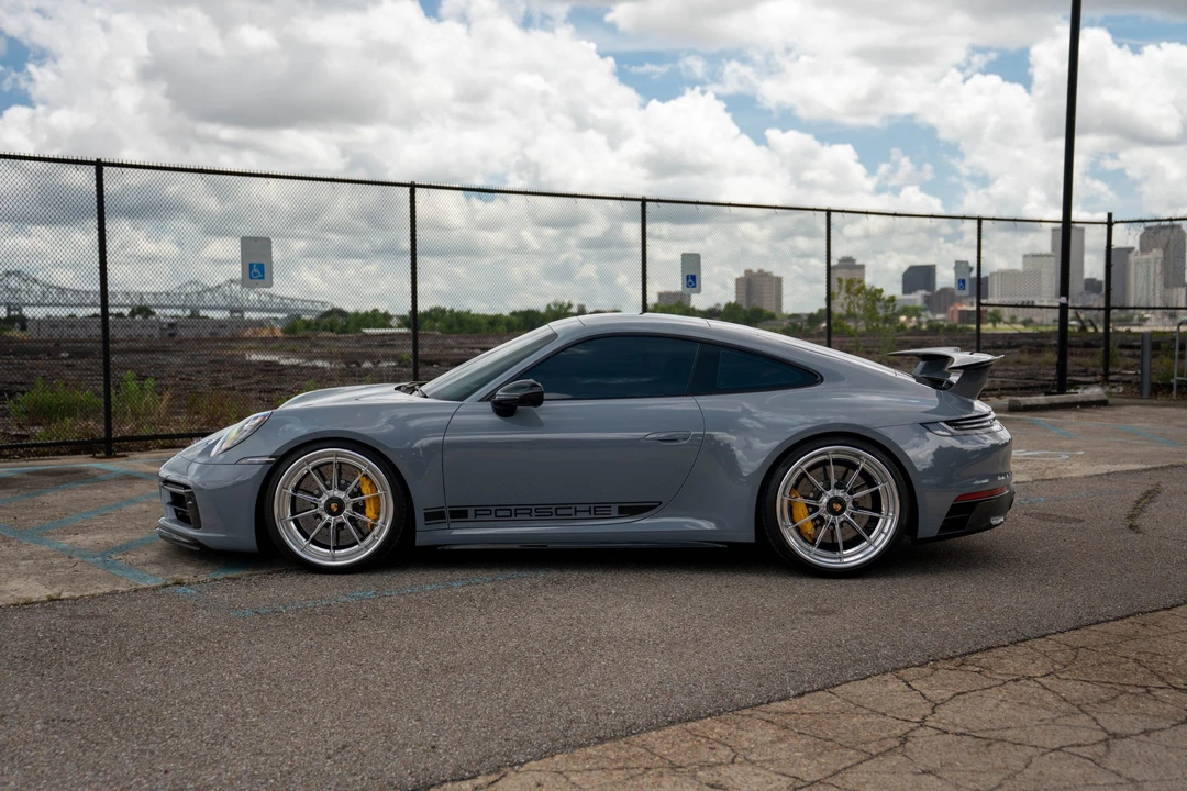 2023 Porsche 992 Carrera GTS - Image 29 of 31
