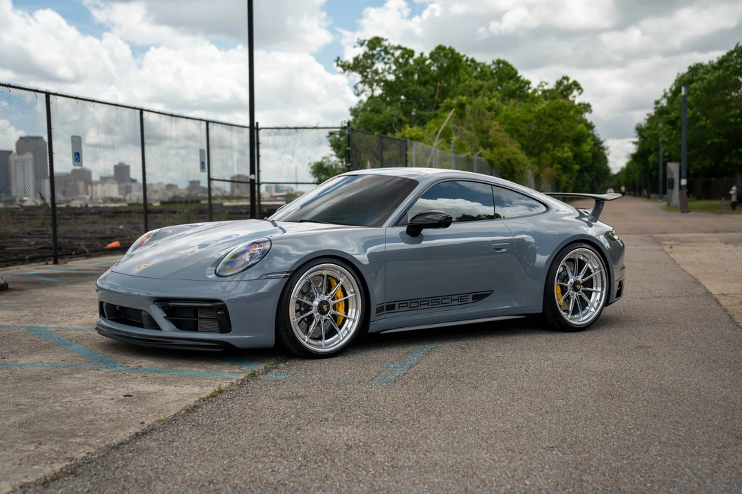 2023 Porsche 992 Carrera GTS - Image 4 of 31