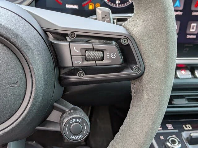 2023 Porsche 992 Carrera GTS - Image 10 of 31