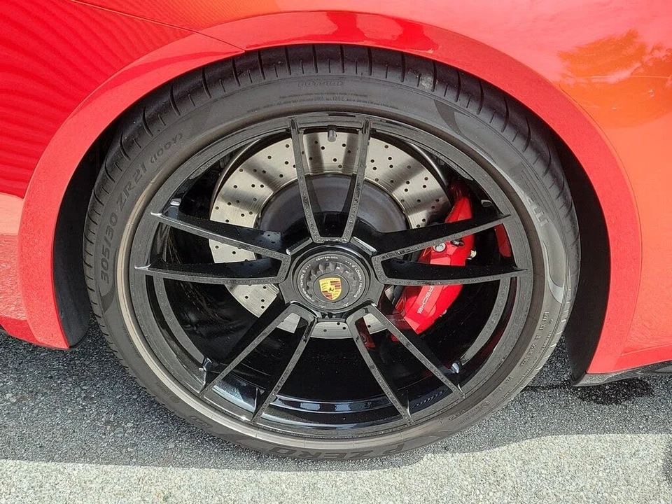 2023 Porsche 992 Carrera GTS - Image 14 of 31