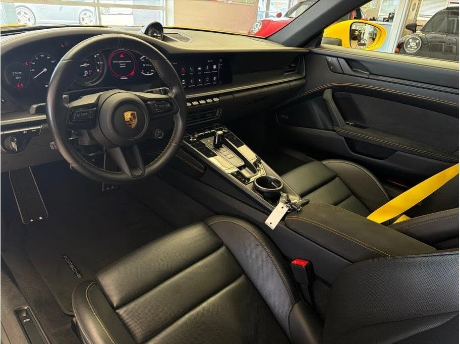 2023 Porsche 992 Carrera GTS - Image 27 of 31