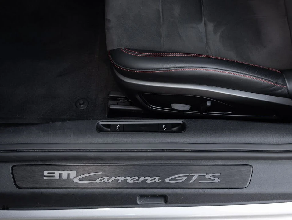 2023 Porsche 992 Carrera GTS - Image 21 of 31