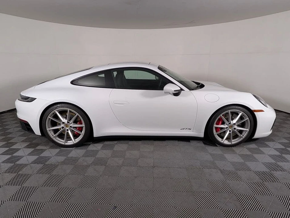 2023 Porsche 992 Carrera GTS - Image 7 of 31