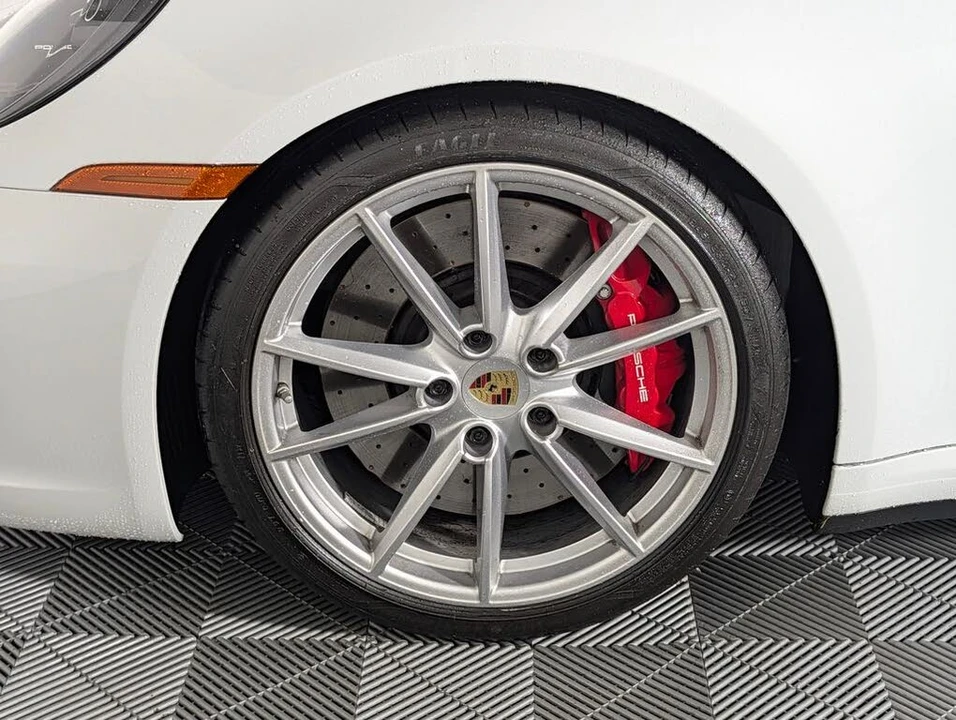2023 Porsche 992 Carrera GTS - Image 10 of 31