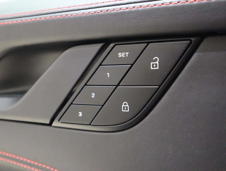 2023 Porsche 992 Carrera GTS - Image 21 of 31