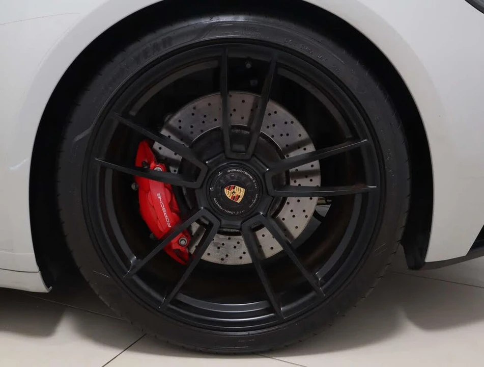 2023 Porsche 992 Carrera GTS - Image 10 of 31