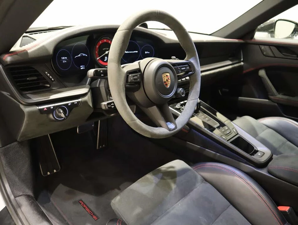 2023 Porsche 992 Carrera GTS - Image 18 of 31
