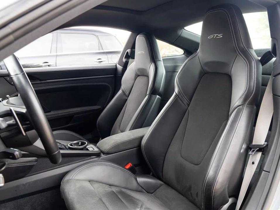 2023 Porsche 992 Carrera GTS - Image 5 of 31