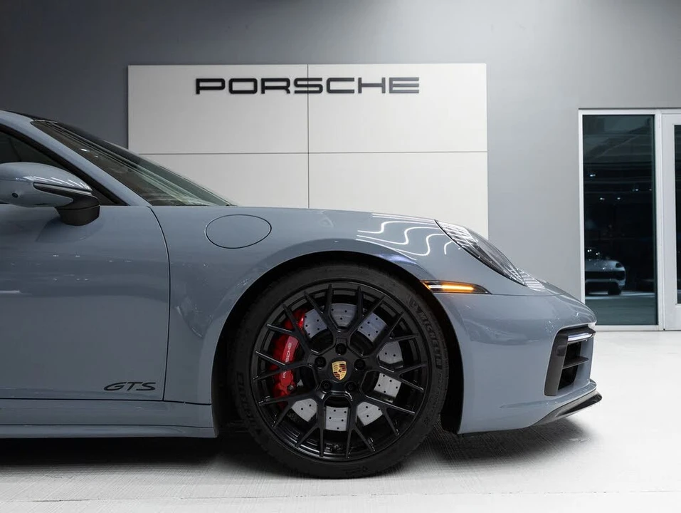 2023 Porsche 992 Carrera GTS - Image 11 of 31